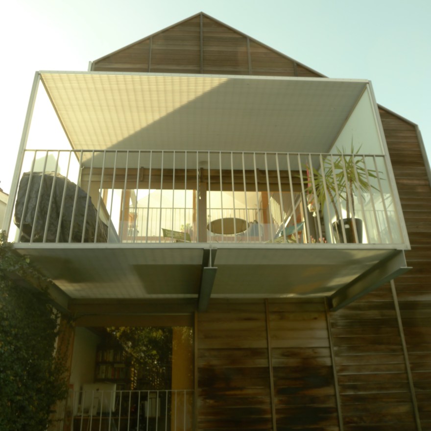 This is our house. It is awesome. It was designed by Robin Williams and freakin love it.